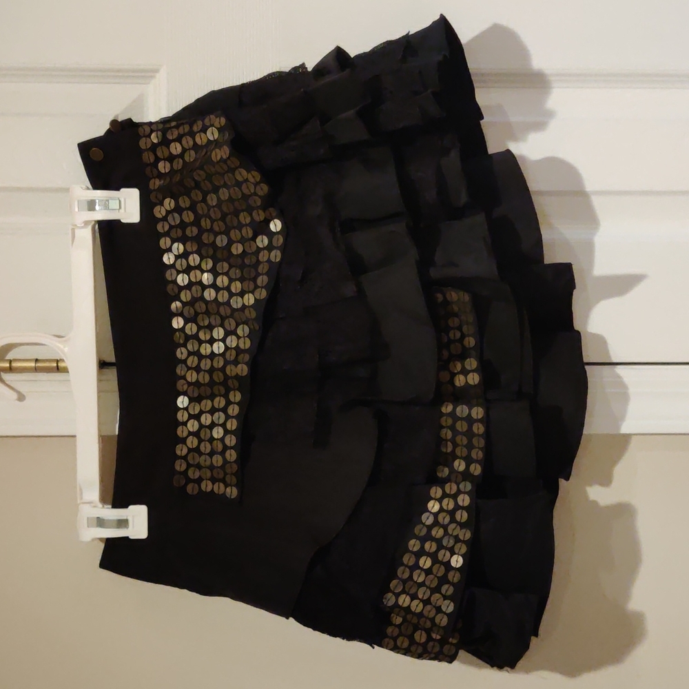 Bebe skirt